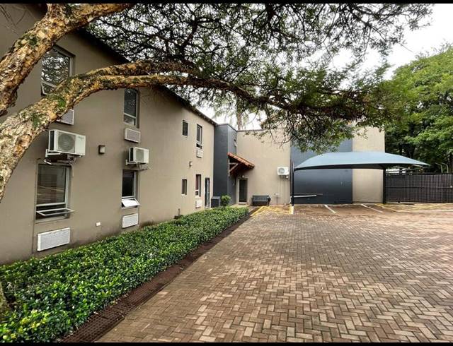 BUSINESS FOR SALE IN ELDORAIGNE